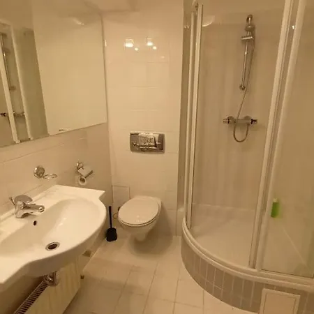 10q - Z6 904 Appartement *