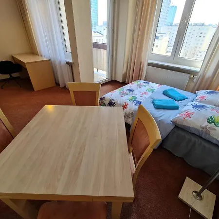 Apartment 10q - Z6 904 Warsaw